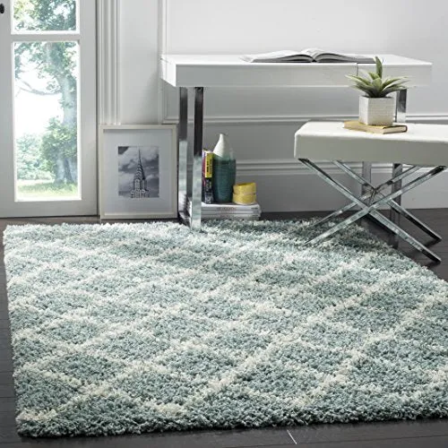 Dallas Shag Collection  Ivory and Grey Area Rug (8' x 10')