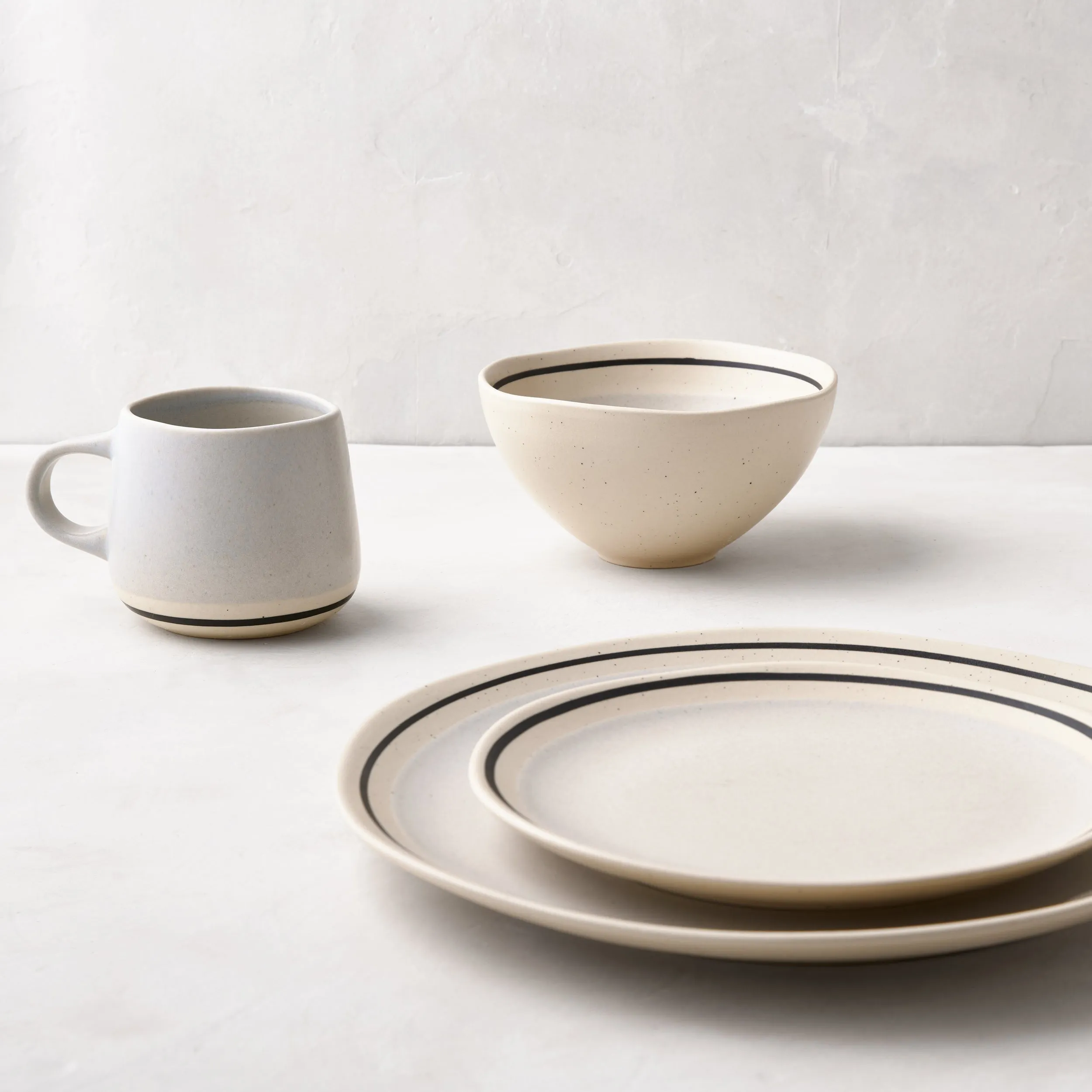 Diane Keaton   Hudson Grace Sketch Stoneware Individual Bowl