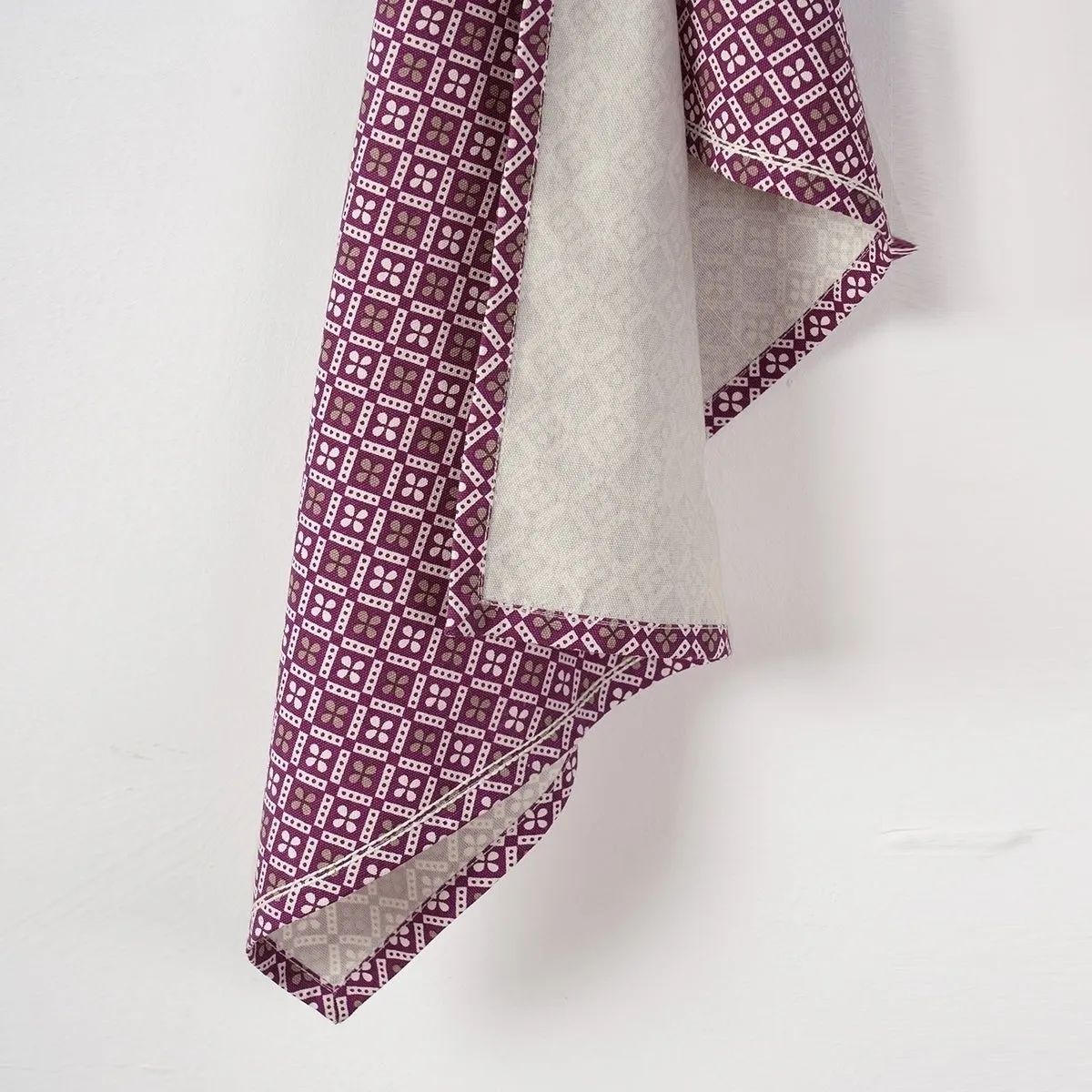 DOMINOTERIE Plum Printed Kitchen Towel, geometrical pattern, 100% cotton, size 20"X28"
