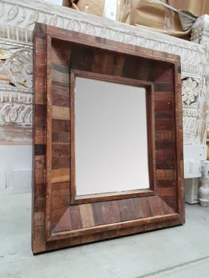 Handcrafted Indian Furniture Carved Wooden Mirror Frame Brown 90x5x90Cm