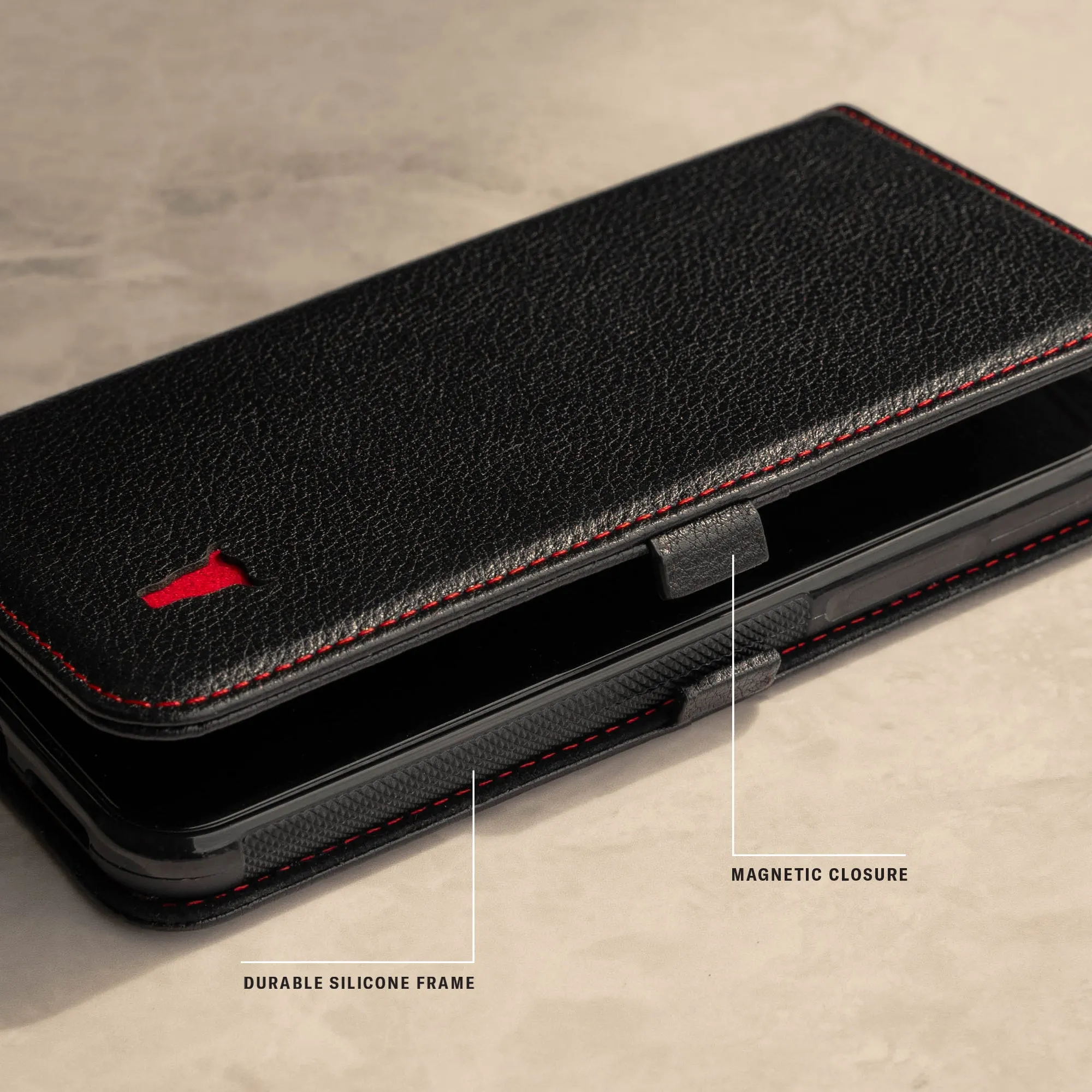iPhone X / iPhone XS Leather Case (with Stand function)