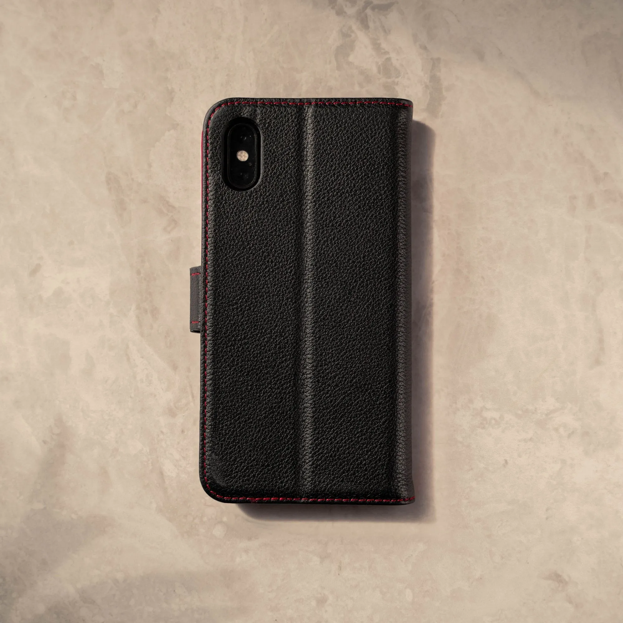 iPhone X / iPhone XS Leather Case (with Stand function)