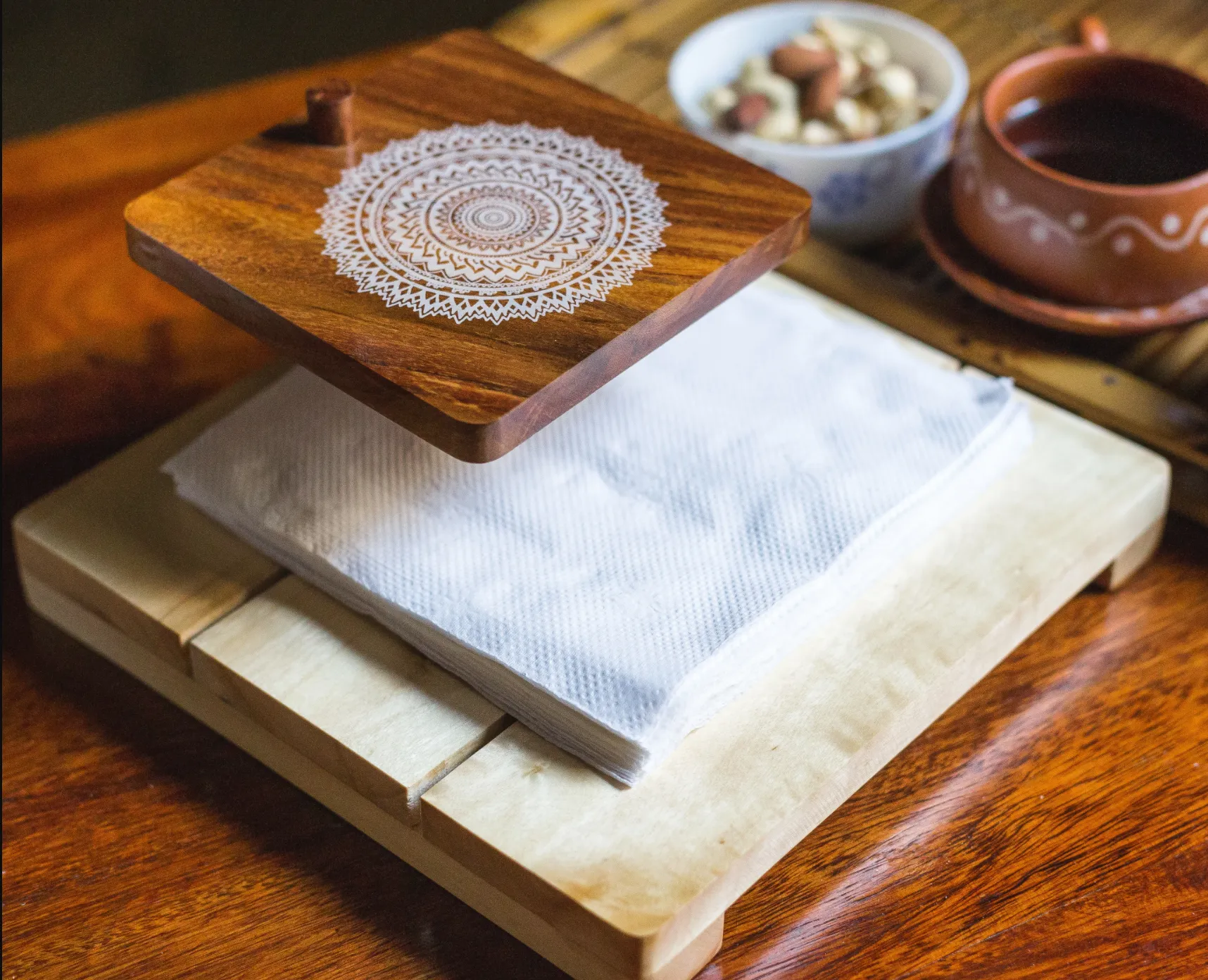IVEI Mandala Rosewood Napkin Holder
