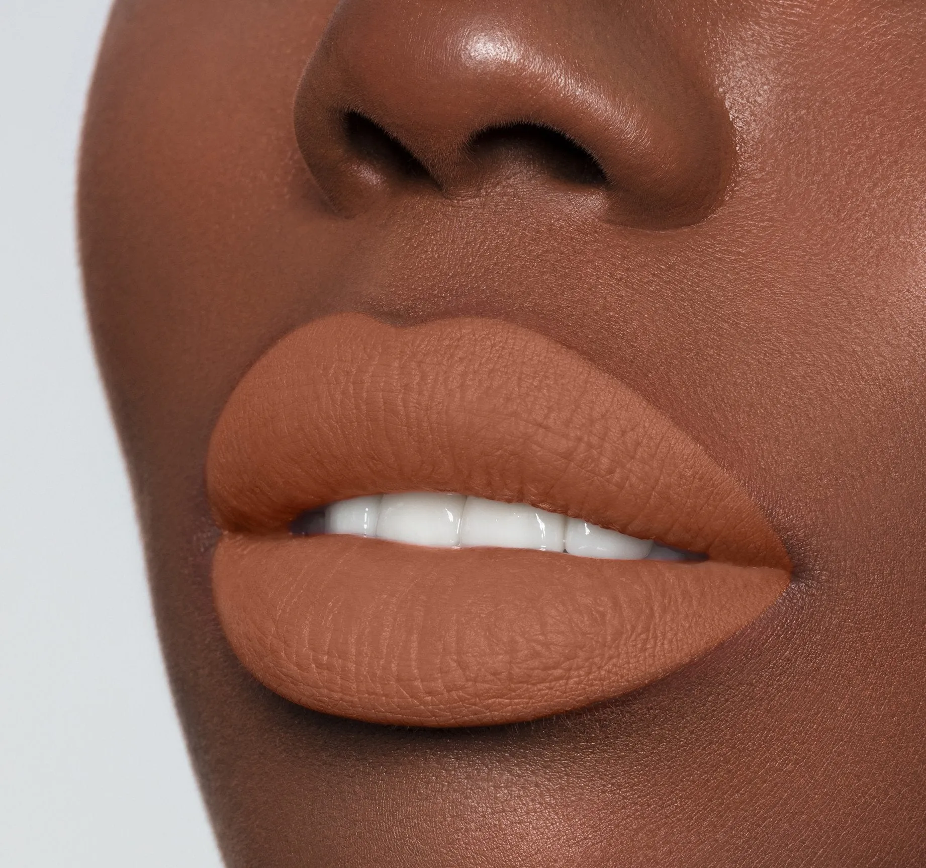 MEGA MATTE LIPSTICK - CONFESS