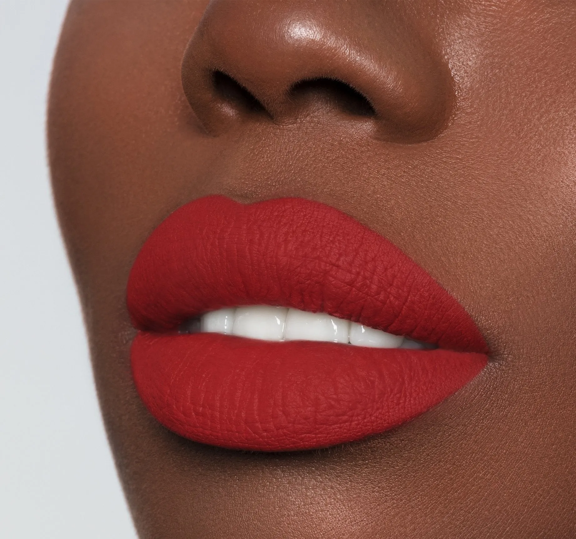 MEGA MATTE LIPSTICK – DOMINATE