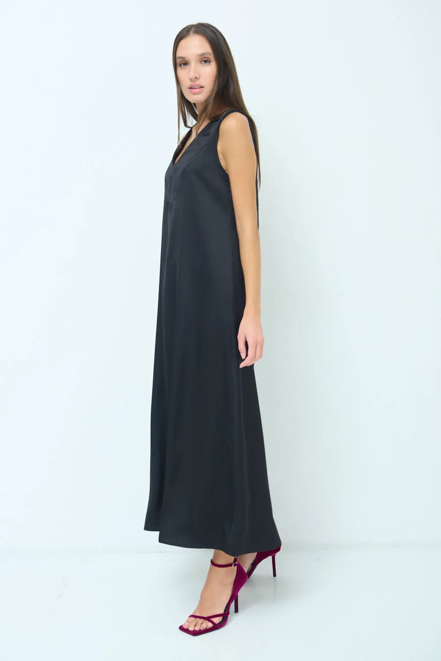 Satin sleeveless V-neck midi dress wholesale