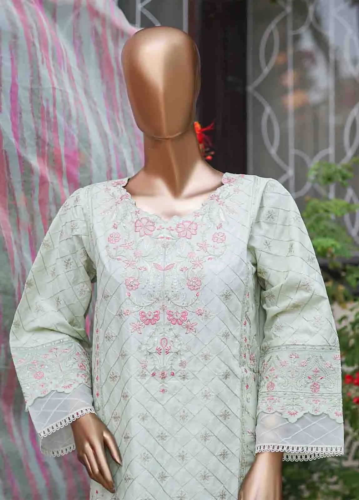 WCTF-003 B- 3 Piece Embroidered Stitched Suit
