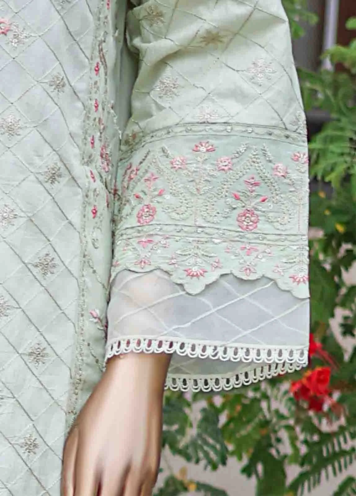 WCTF-003 B- 3 Piece Embroidered Stitched Suit